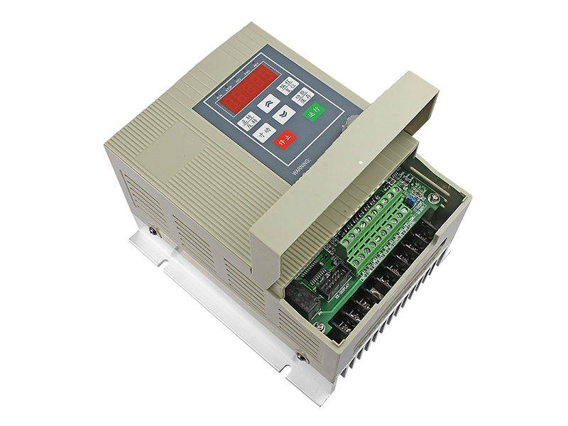 4000H通用變頻器，變頻器三相380V，變頻器廠家，電機(jī)變頻器